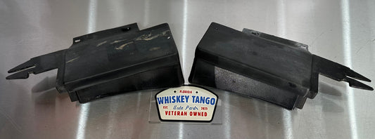 99-04 Ford Mustang Rocker Panel Side Skirt Extension End Cap Side LH RH (set of 2) OEM #01