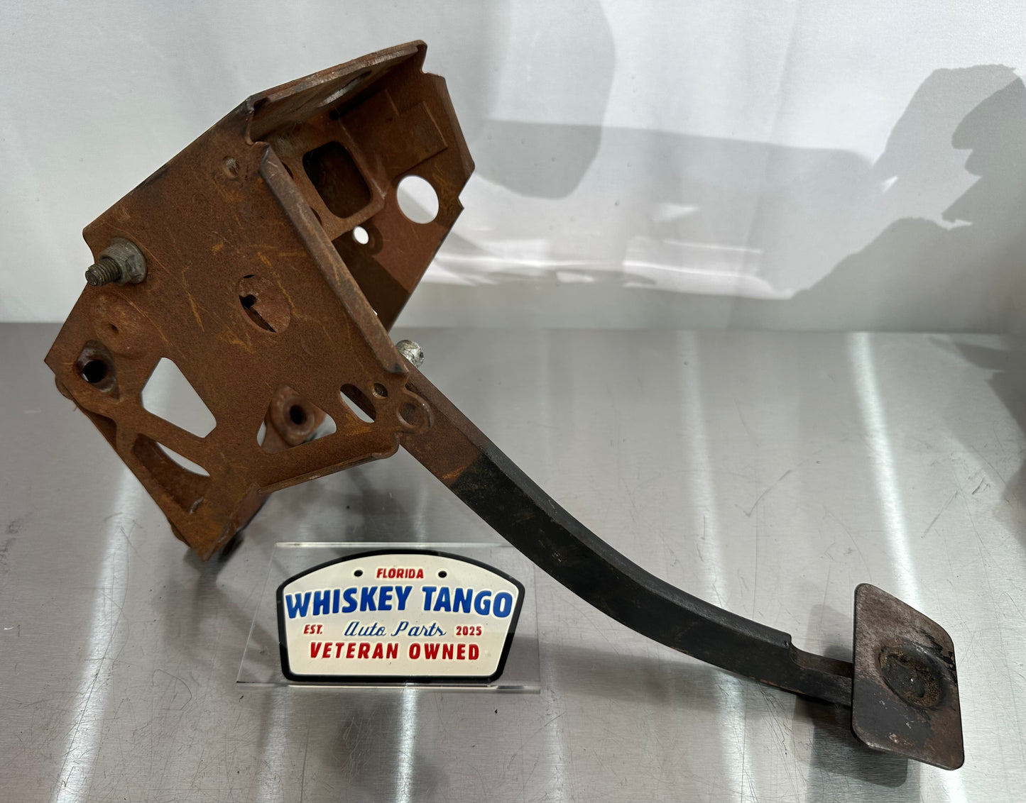 94-03 Ford Mustang Brake Pedal Assembly Automatic OEM #R