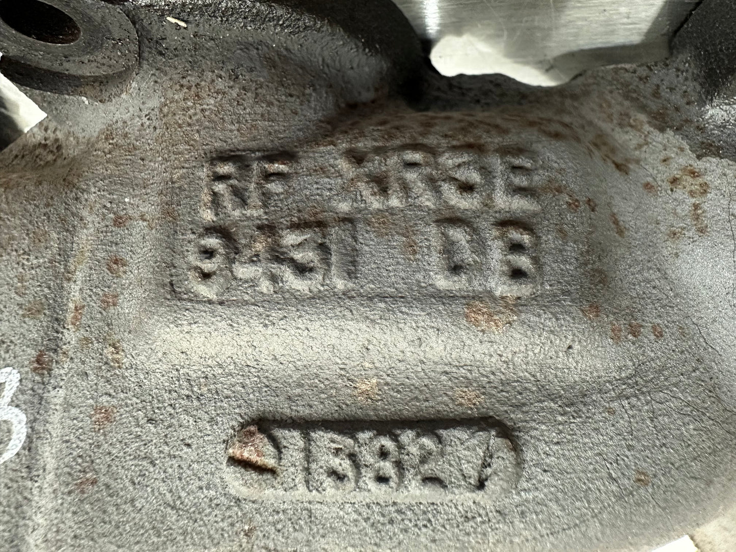 99-04 Ford Mustang Exhaust Manifold RH LH Pair OEM RF XR3E-9431-DB, XR3E-9430-DA #YB