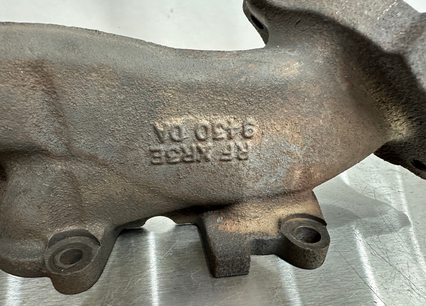 99-04 Ford Mustang Exhaust Manifold RH LH Pair OEM RF XR3E-9431-DB, XR3E-9430-DA #YB
