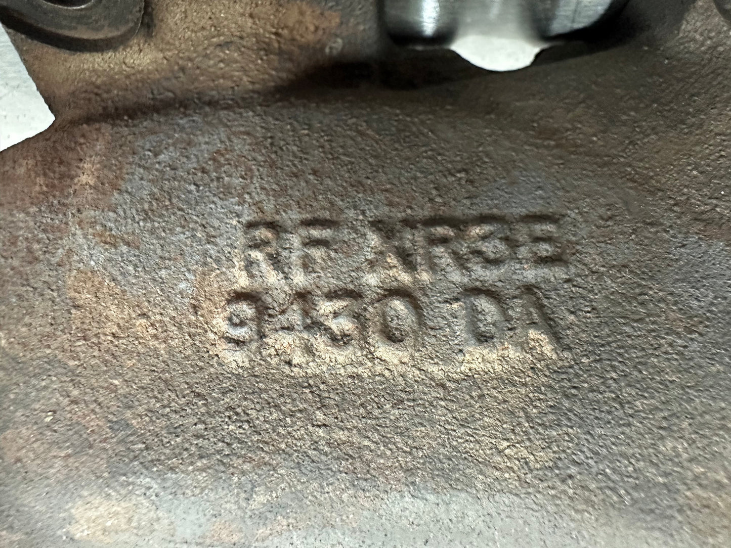 99-04 Ford Mustang Exhaust Manifold RH LH Pair OEM RF XR3E-9431-DB, XR3E-9430-DA #YB