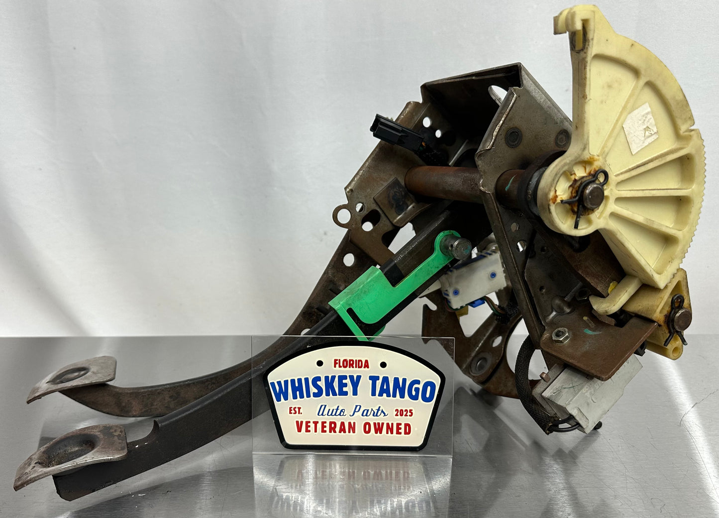 99-04 Ford Mustang Manual Clutch and Brake Pedal Assembly OEM #01