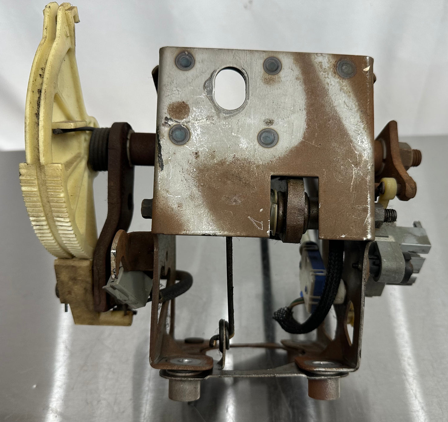 99-04 Ford Mustang Manual Clutch and Brake Pedal Assembly OEM #01