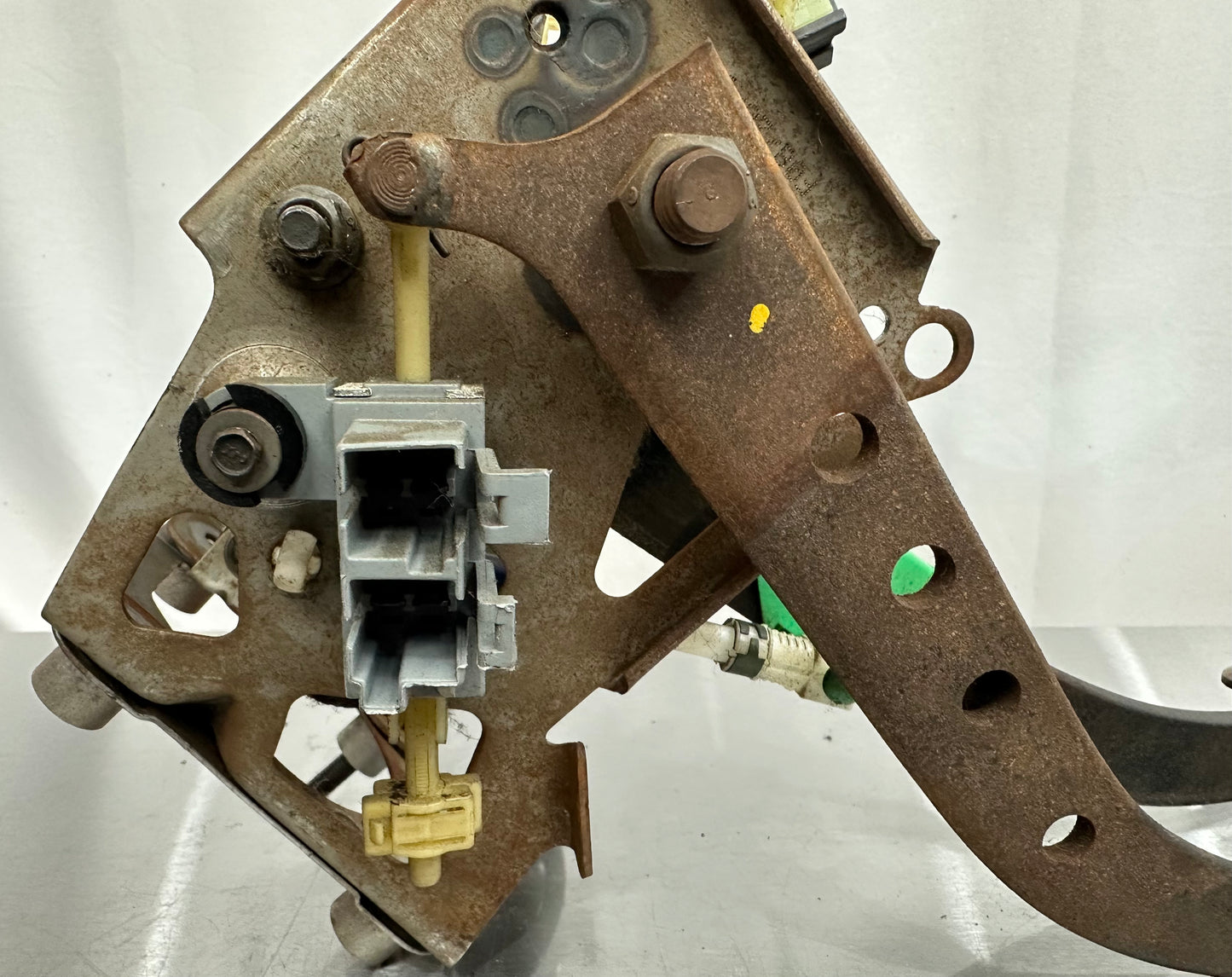 99-04 Ford Mustang Manual Clutch and Brake Pedal Assembly OEM #01