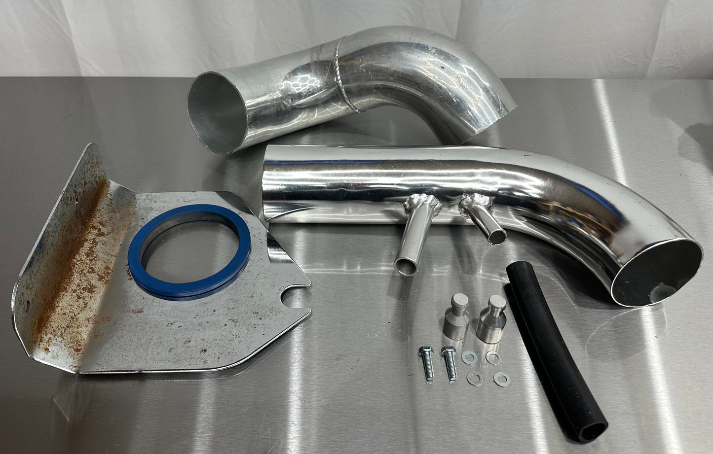 96-04 Ford Mustang 4.6 L Cold Air Intake Tubing