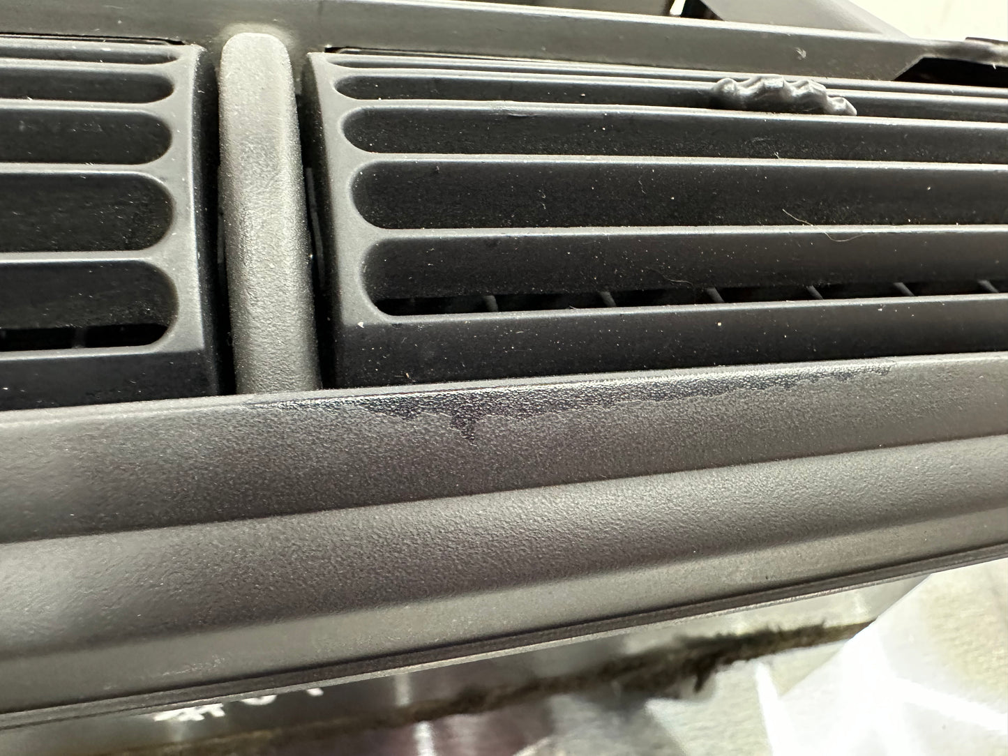 01-04 Ford Mustang Radio Bezel Center Dash Midnight Black OEM 1R3X-6304302-AD, 1R3X-6304302-ADW #01