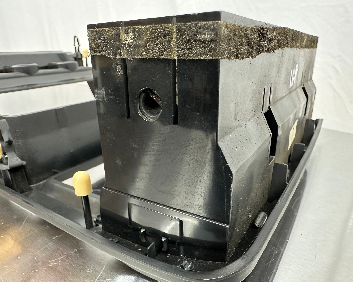 01-04 Ford Mustang Radio Bezel Center Dash Midnight Black OEM 1R3X-6304302-AD, 1R3X-6304302-ADW #01