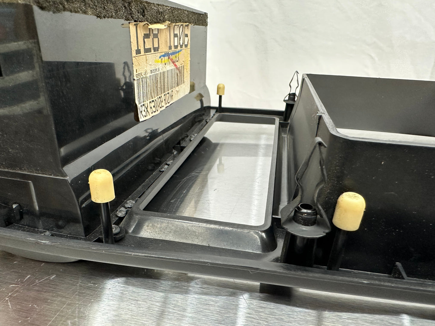 01-04 Ford Mustang Radio Bezel Center Dash Midnight Black OEM 1R3X-6304302-AD, 1R3X-6304302-ADW #01