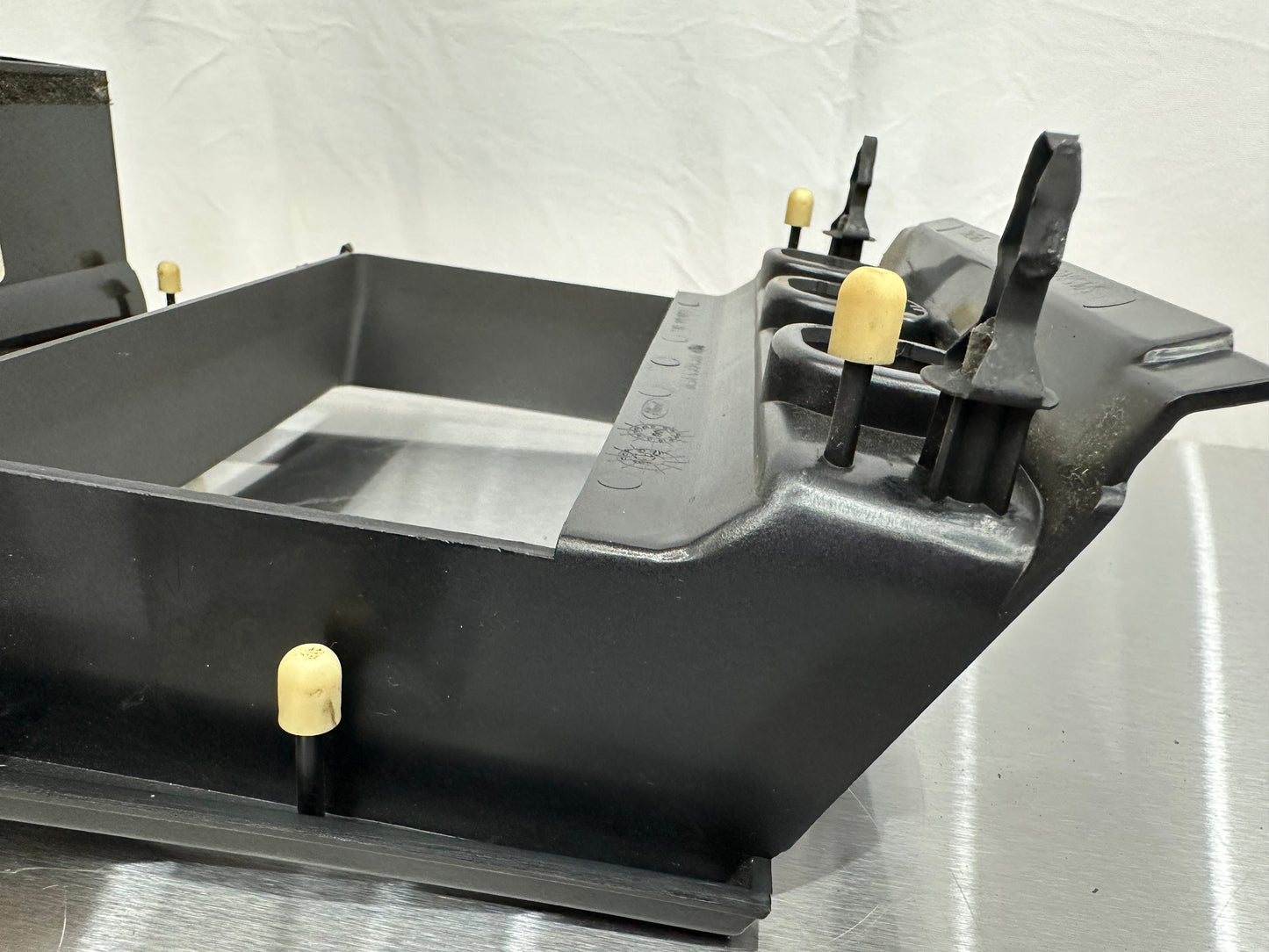 01-04 Ford Mustang Radio Bezel Center Dash Midnight Black OEM 1R3X-6304302-AD, 1R3X-6304302-ADW #01