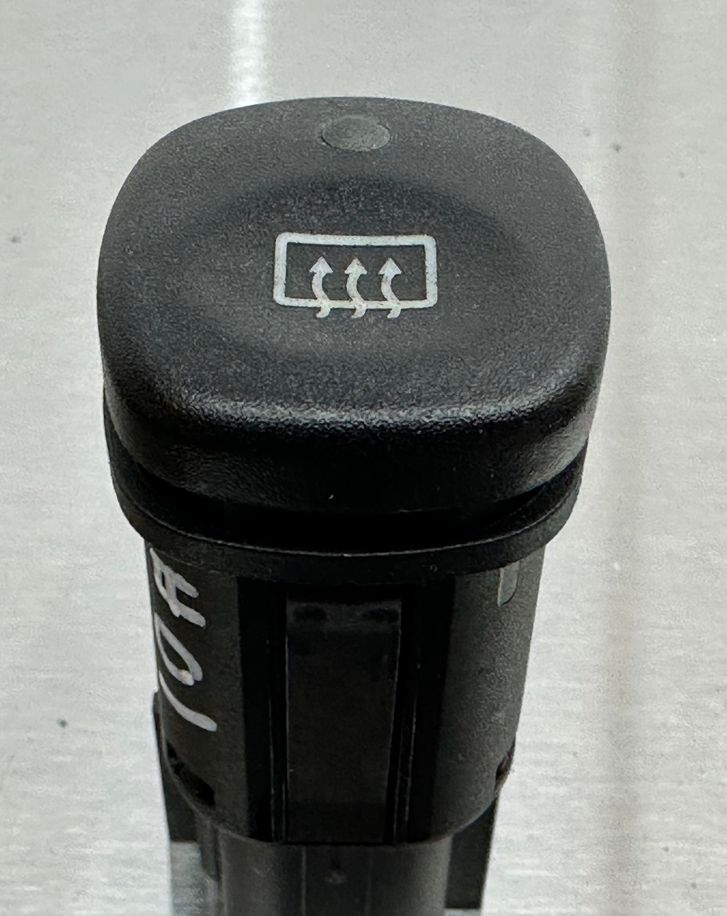 99-04 Ford Mustang Rear Window Defrost Switch OEM 1R3T-18C621-AA #01