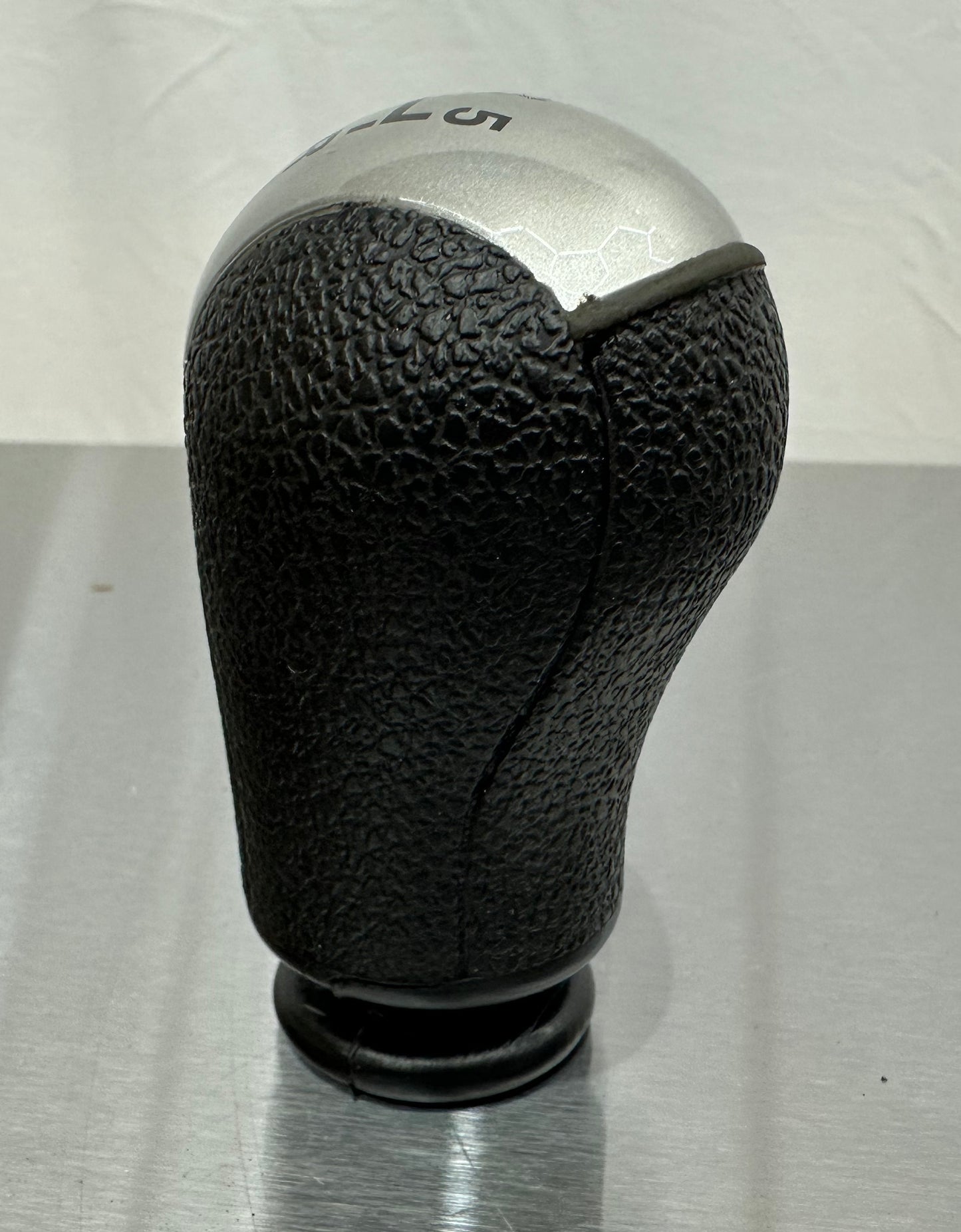 05-10 Ford Mustang 5 Speed Shift Knob Manual Transmission OEM #01