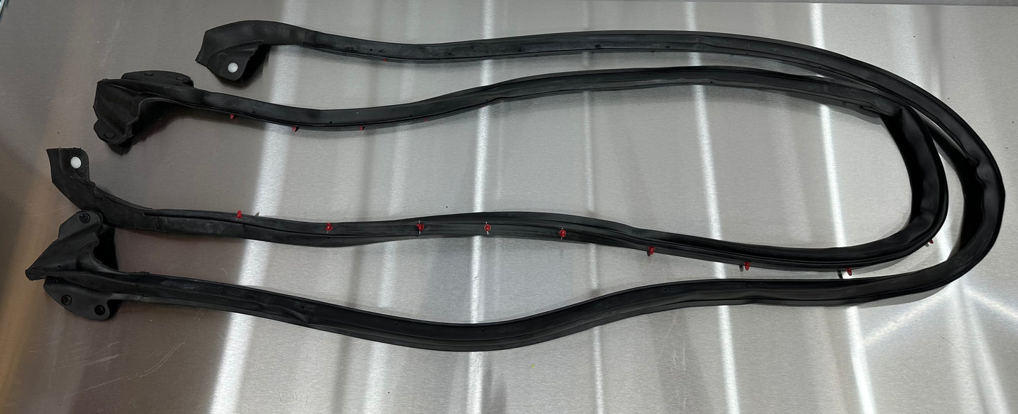99-04 Ford Mustang LH/RH Upper Door Weatherstrip Seal Aftermarket #01