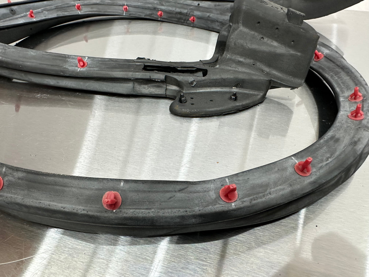 99-04 Ford Mustang LH/RH Upper Door Weatherstrip Seal Aftermarket #01