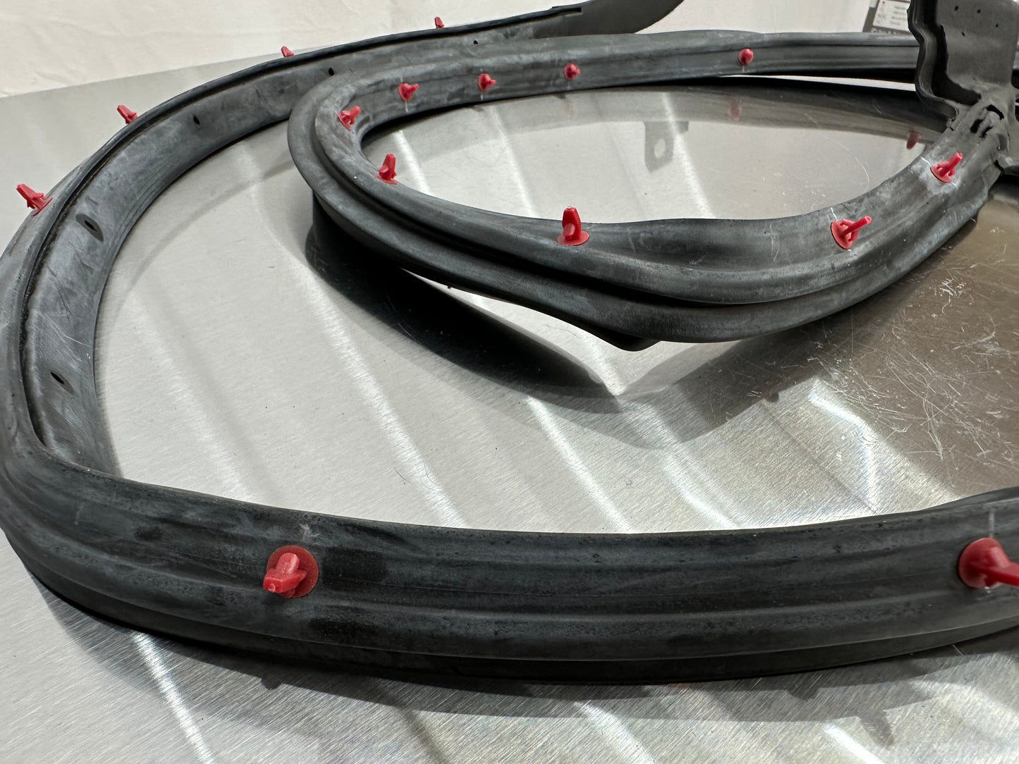 99-04 Ford Mustang LH/RH Upper Door Weatherstrip Seal Aftermarket #01