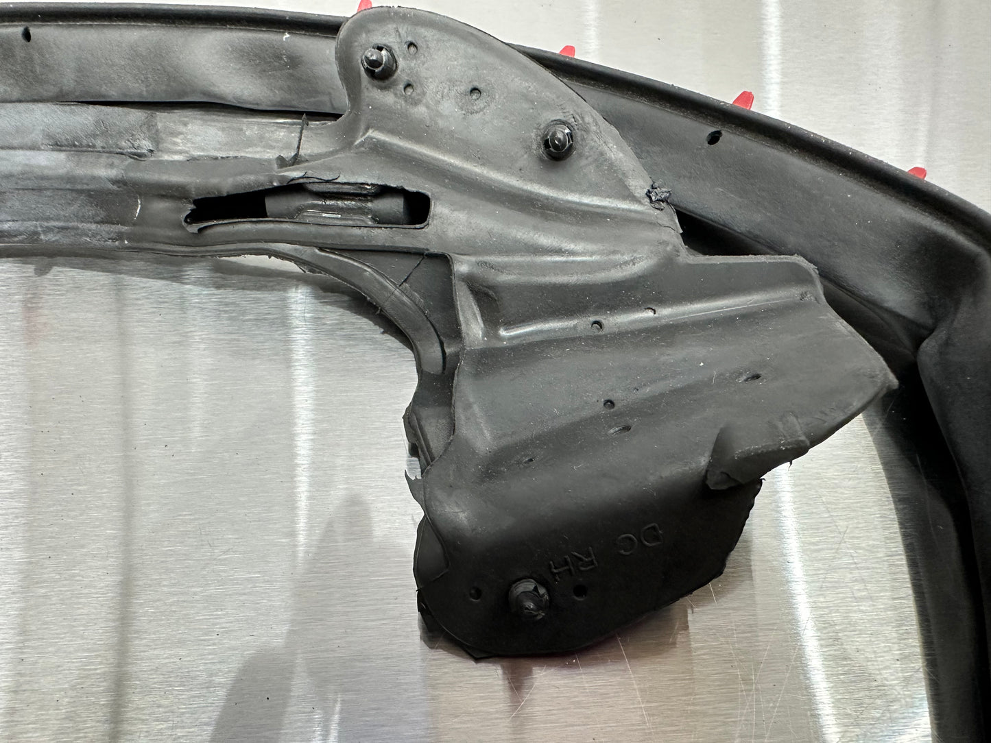 99-04 Ford Mustang LH/RH Upper Door Weatherstrip Seal Aftermarket #01