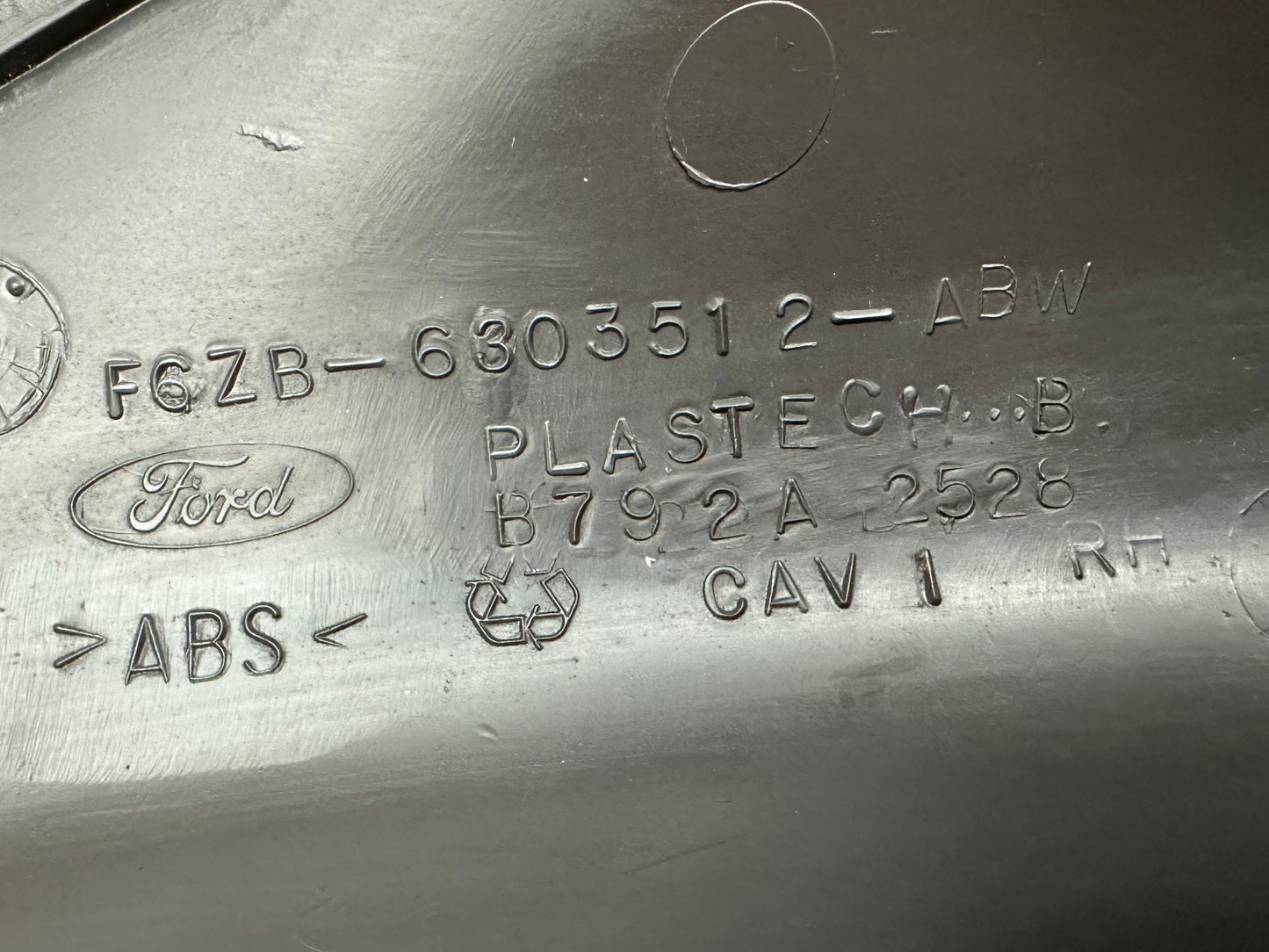 99-04 Ford Mustang RH A Pillar Trim OEM F6ZB-6303512-ABW #01