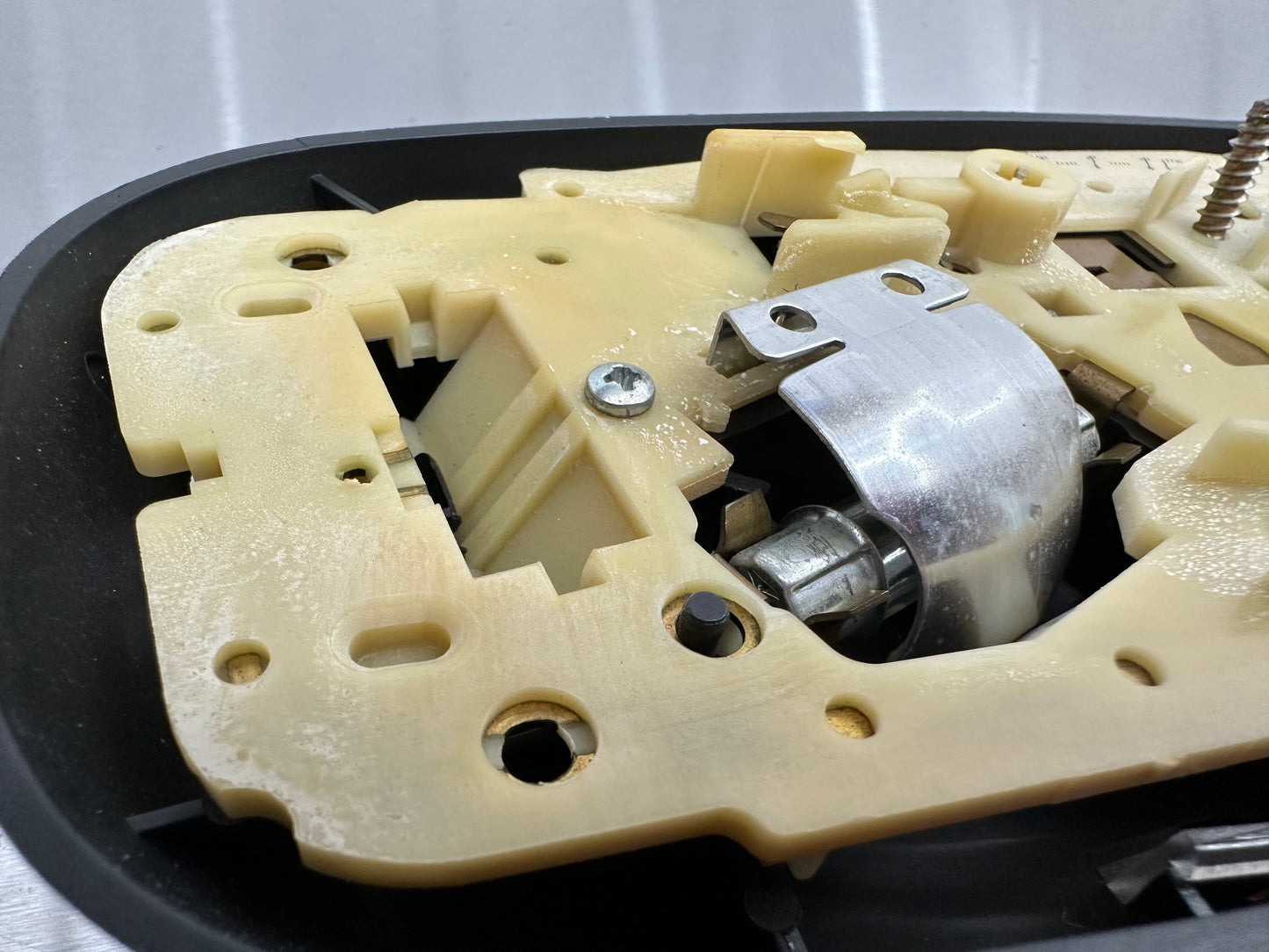 99-04 Ford Mustang Interior Overhead Dome Light OEM F4DB-13776-BCW, IL34-13776-AAW #01