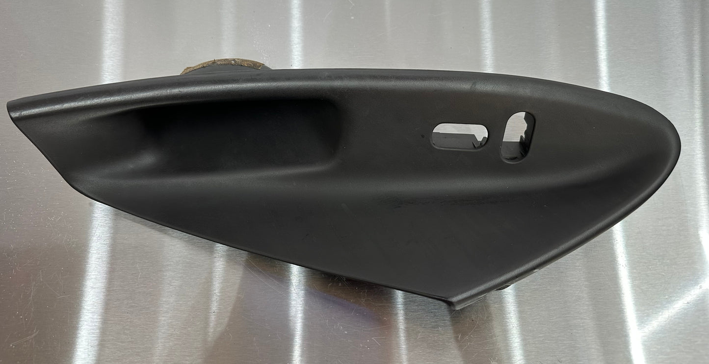 99-04 Ford Mustang Window Switch Handle Trim Bezel Passenger RH OEM 1R3X-14A563-AA #01