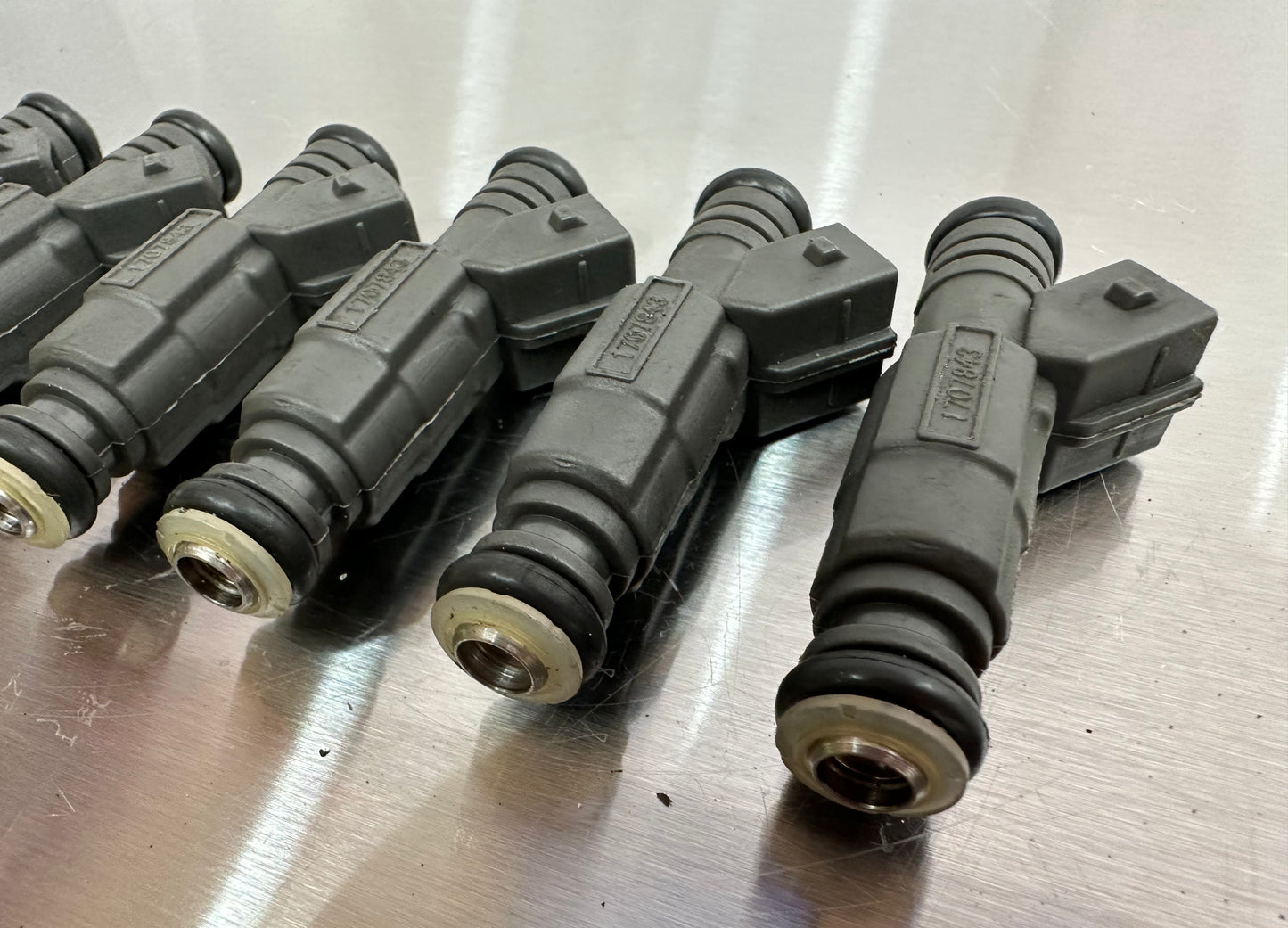 Ford Mustang Bosch Fuel Injectors Aftermarket 0280155823 #01