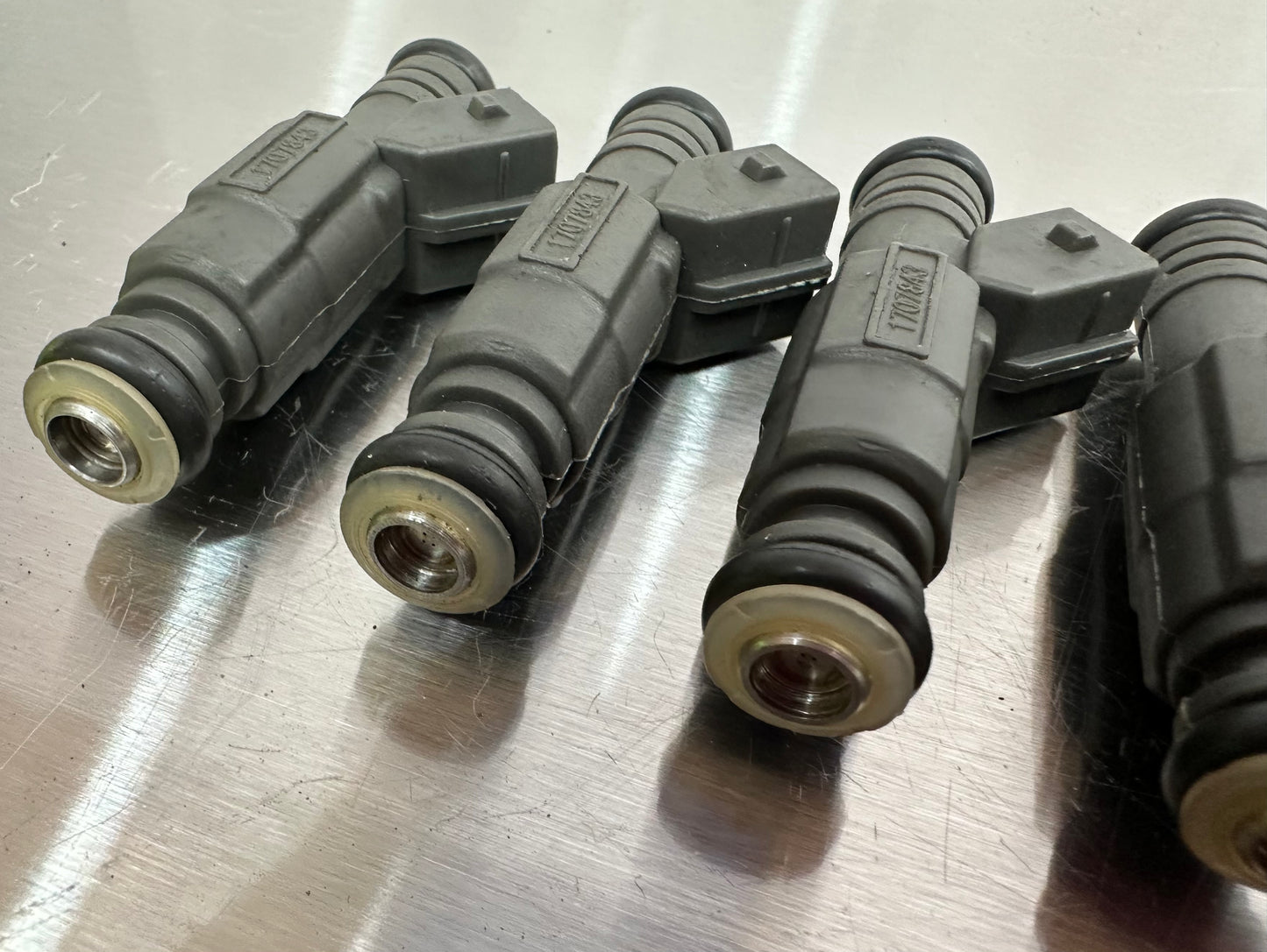 Ford Mustang Bosch Fuel Injectors Aftermarket 0280155823 #01