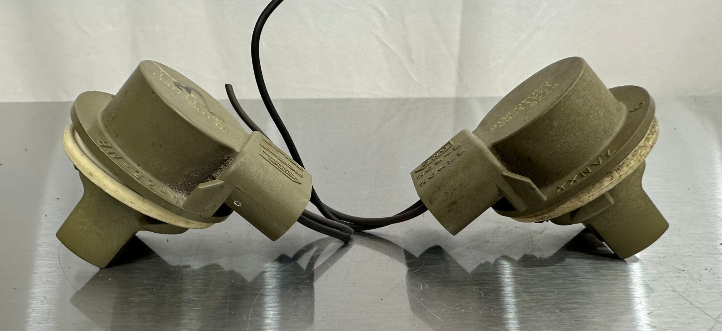 99-04 Ford Mustang Turn Signal Light Bulb Socket Holder W/ Pigtail Wire Harness OEM F7ZB-13411-AA #01