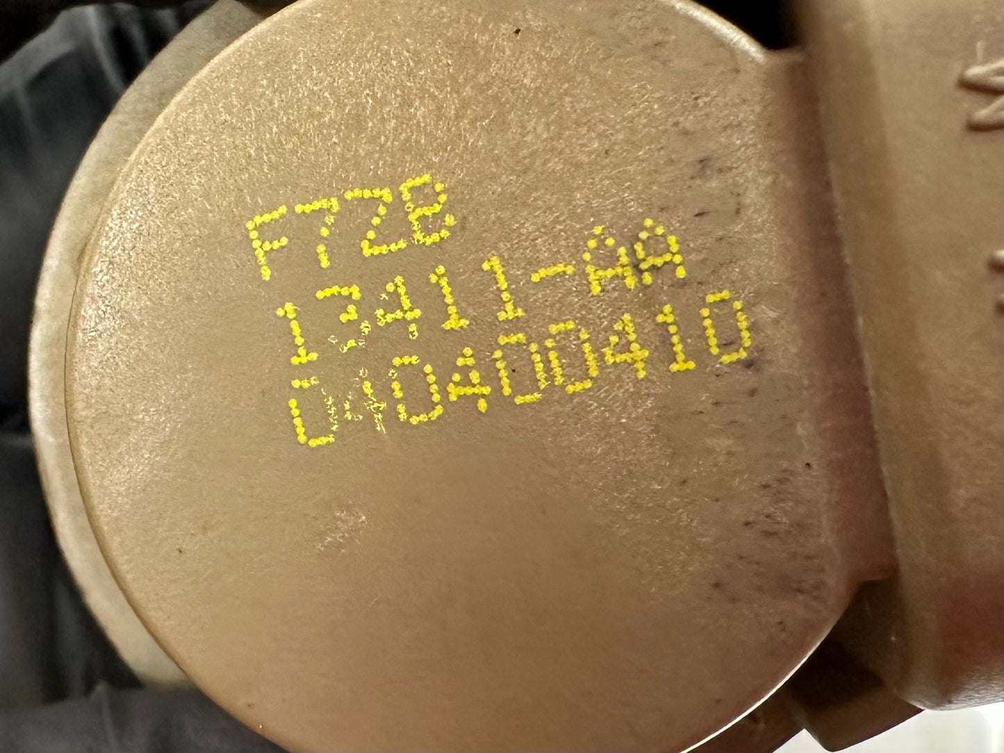 99-04 Ford Mustang Turn Signal Light Bulb Socket Holder W/ Pigtail Wire Harness OEM F7ZB-13411-AA #01