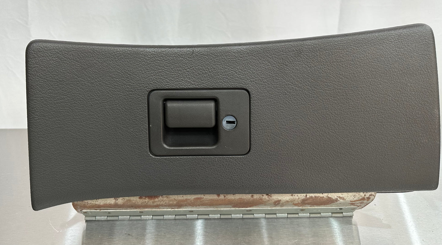 99-04 Ford Mustang Glove Box Compartment Storage OEM #01