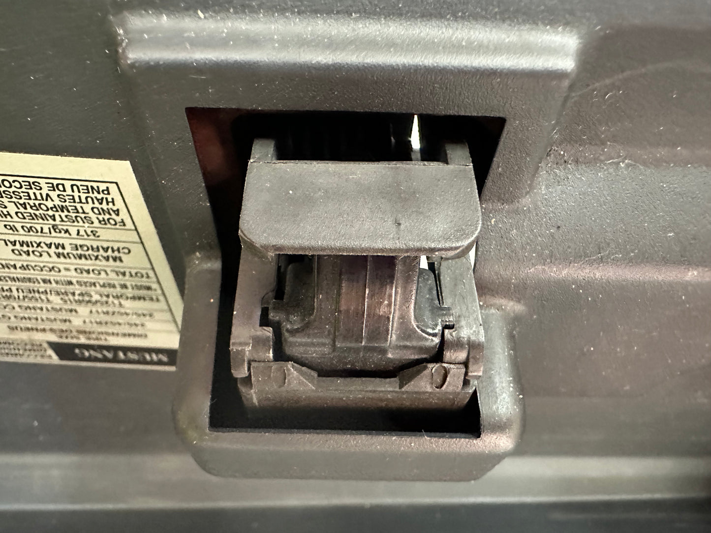 99-04 Ford Mustang Glove Box Compartment Storage OEM #01