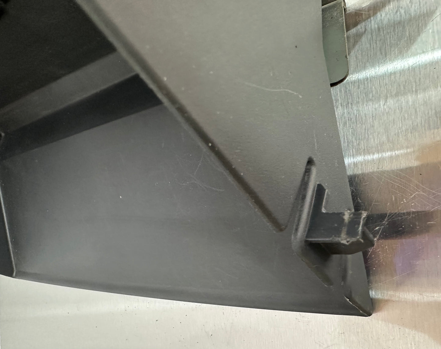 99-04 Ford Mustang Glove Box Compartment Storage OEM #01