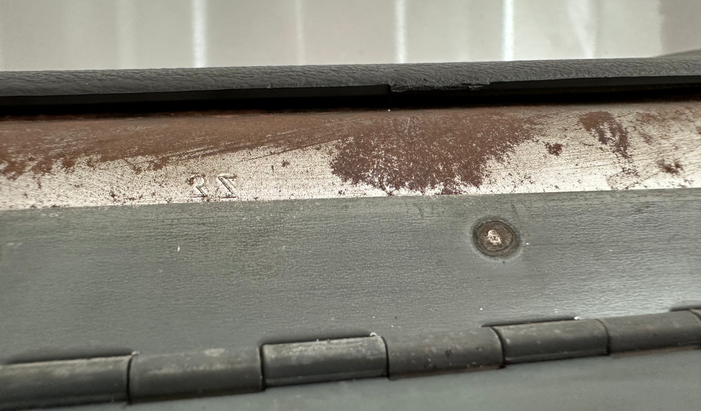 99-04 Ford Mustang Glove Box Compartment Storage OEM #01