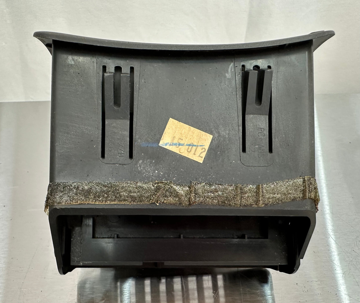 99-04 Ford Mustang Dashboard Register AC/Heat Vent LH OEM F4ZH-19C7696-681 #01