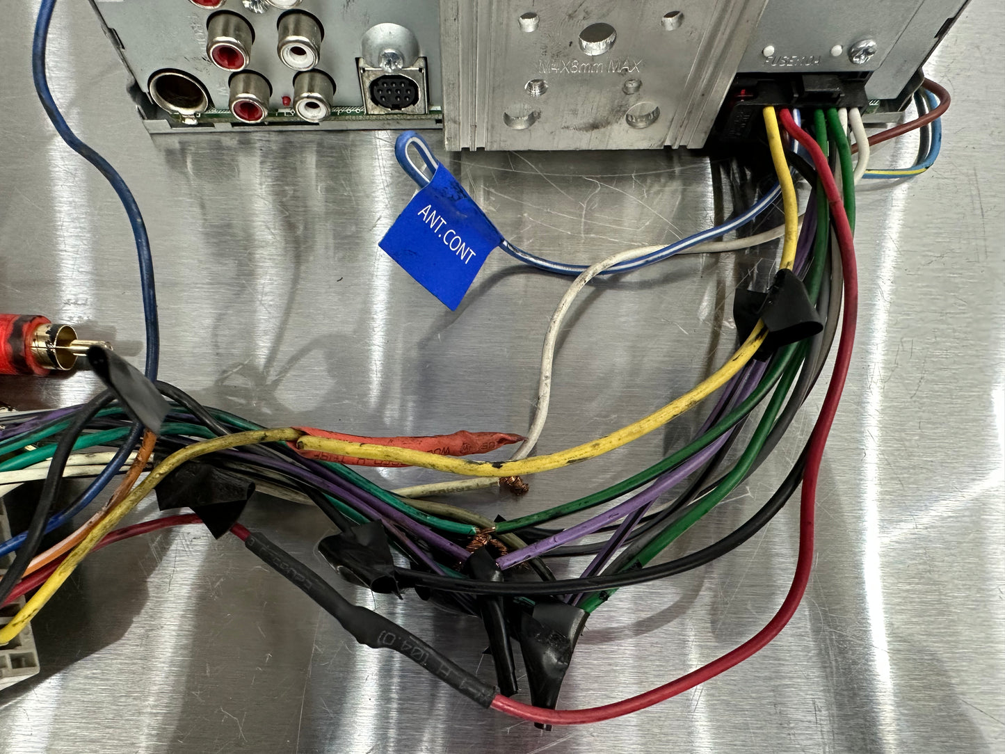 99-04 Ford Mustang Aftermarket Kenwood Radio Single Din KDC-BT372 #02