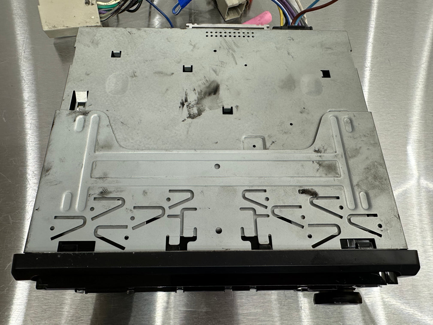 99-04 Ford Mustang Aftermarket Kenwood Radio Single Din KDC-BT372 #02