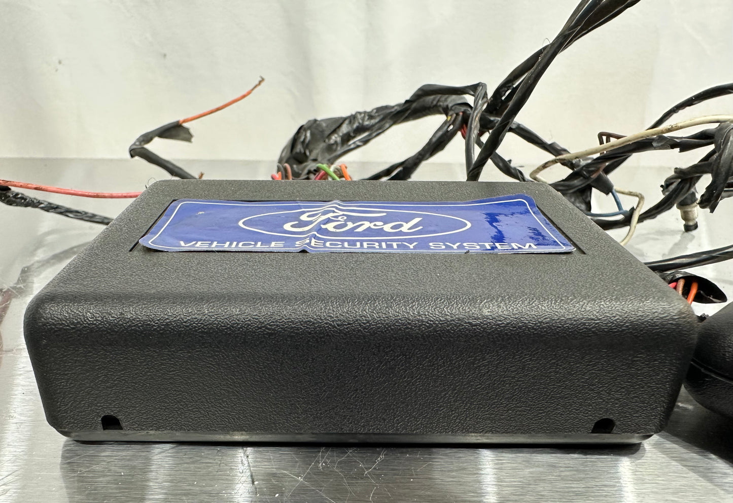 99-04 Ford Mustang Vehicle Security System No Horn OEM F3AZ-19A361-K #01