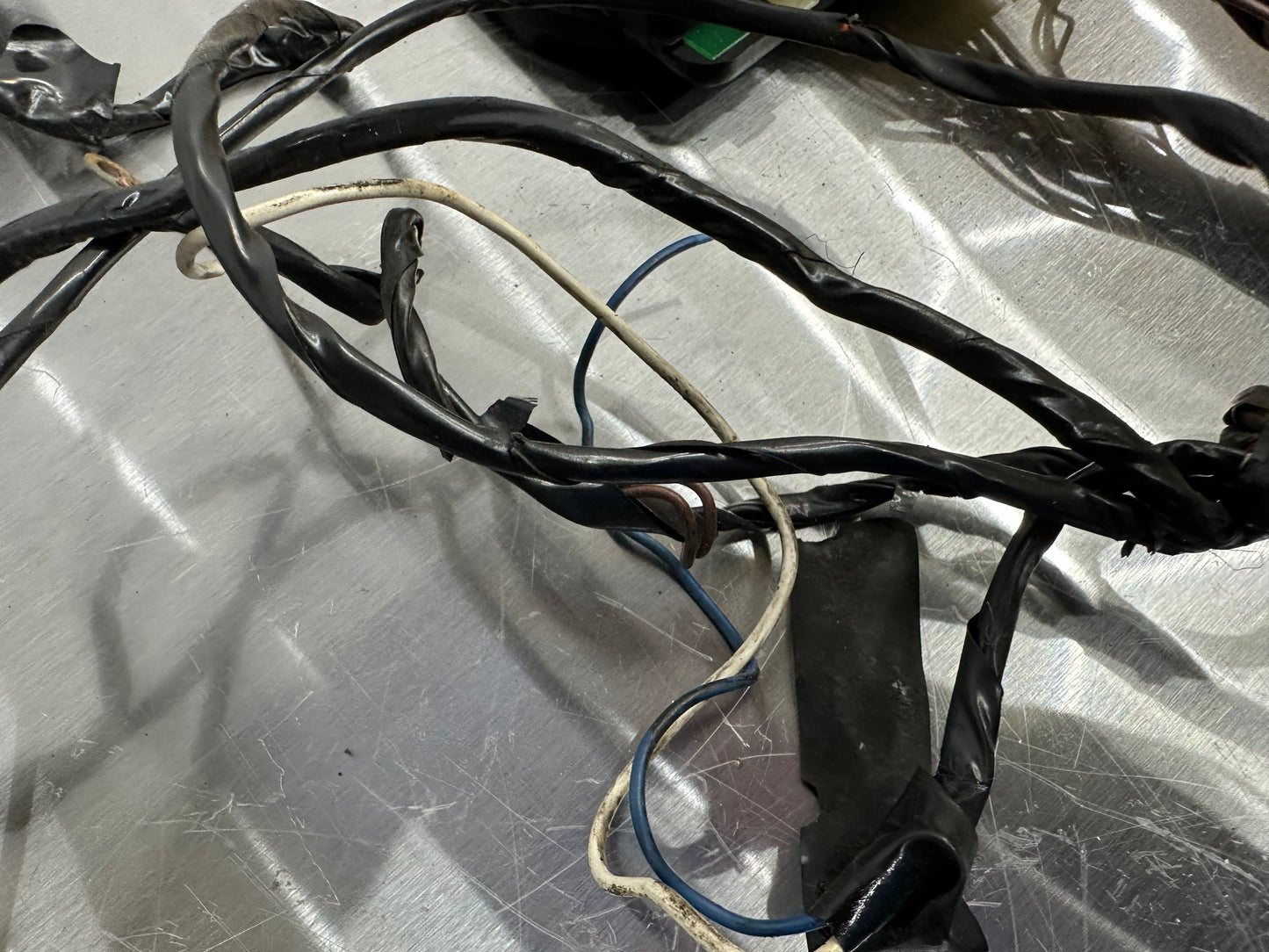 99-04 Ford Mustang Vehicle Security System No Horn OEM F3AZ-19A361-K #01