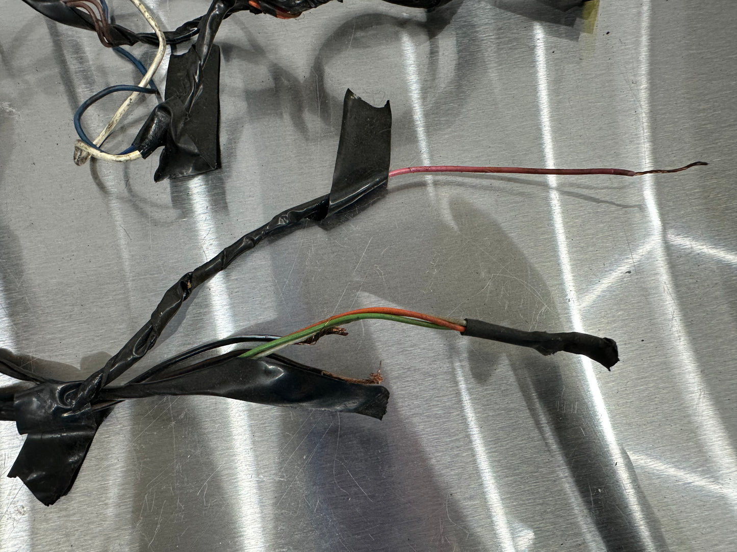 99-04 Ford Mustang Vehicle Security System No Horn OEM F3AZ-19A361-K #01