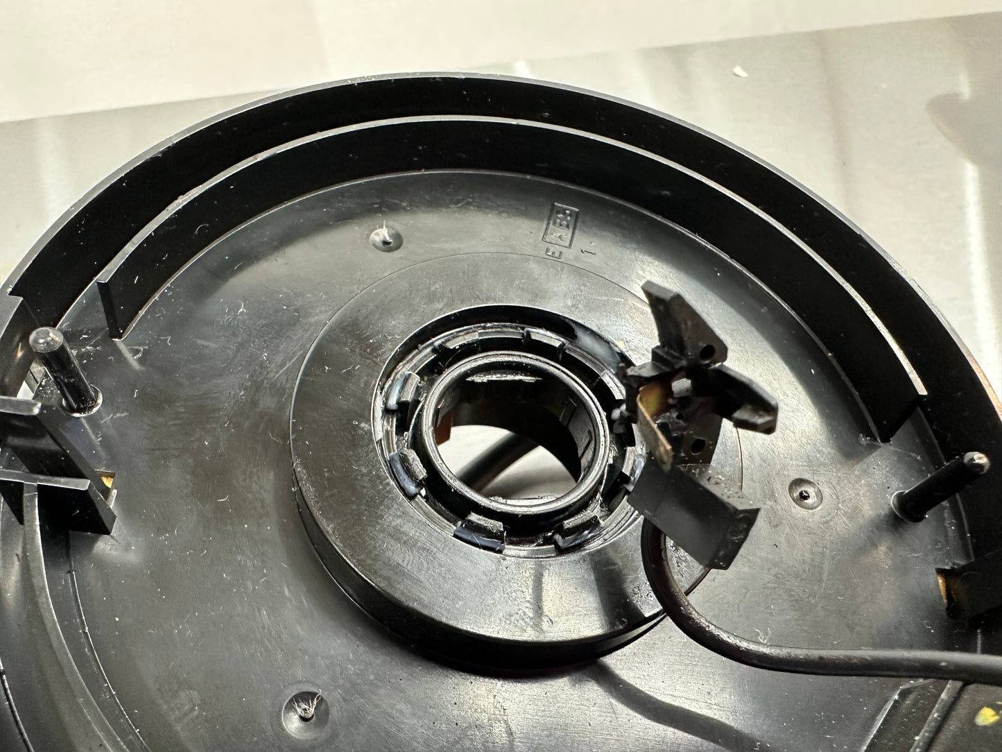 99-04 Ford Mustang Steering Column Clock Spring OEM XR33-14A664-AA #01