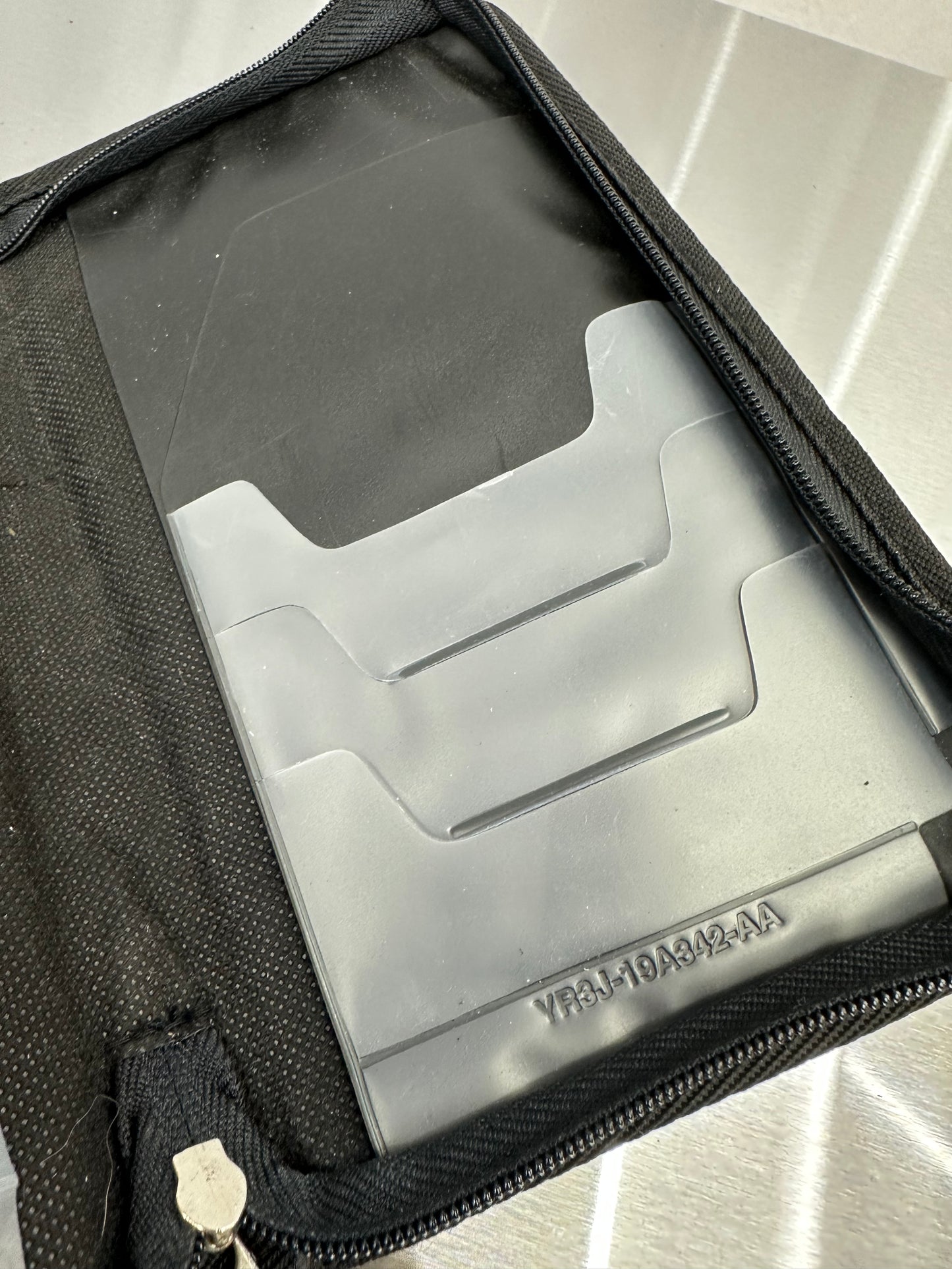 01 Ford Mustang Owners Manual Operators User Guide W/ Zipper Pouch OEM 1R3J-19A321-AC, YR3J-19A342-AA #01