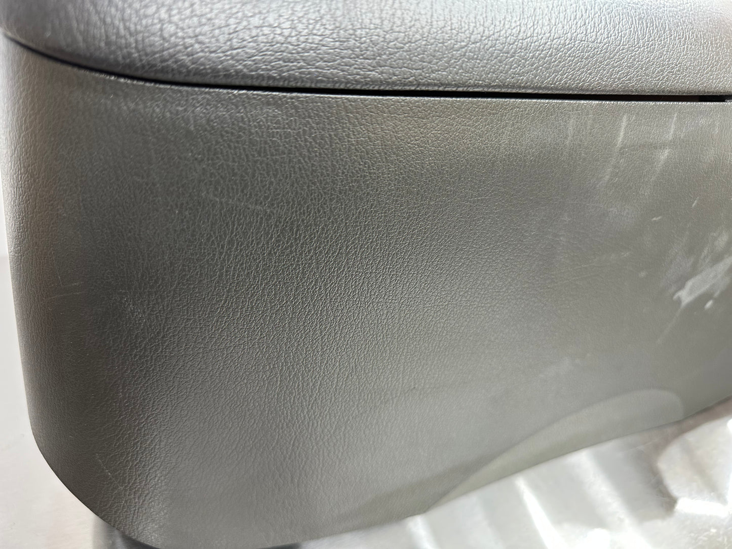 99-04 Ford Mustang Center Console Arm Rest W/ Storage W/ Emergency Brake Boot OEM 1R3X-63045A06, 1R3X-6304B90-AB, 1R3X-63061A78-CAV, 1R33-14B079-AD #01