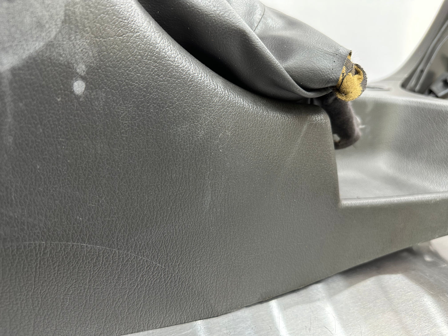 99-04 Ford Mustang Center Console Arm Rest W/ Storage W/ Emergency Brake Boot OEM 1R3X-63045A06, 1R3X-6304B90-AB, 1R3X-63061A78-CAV, 1R33-14B079-AD #01