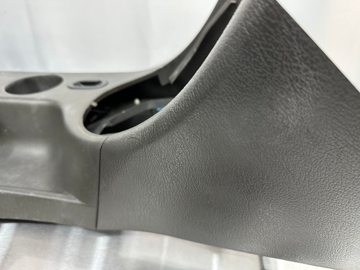 99-04 Ford Mustang Center Console Arm Rest W/ Storage W/ Emergency Brake Boot OEM 1R3X-63045A06, 1R3X-6304B90-AB, 1R3X-63061A78-CAV, 1R33-14B079-AD #01