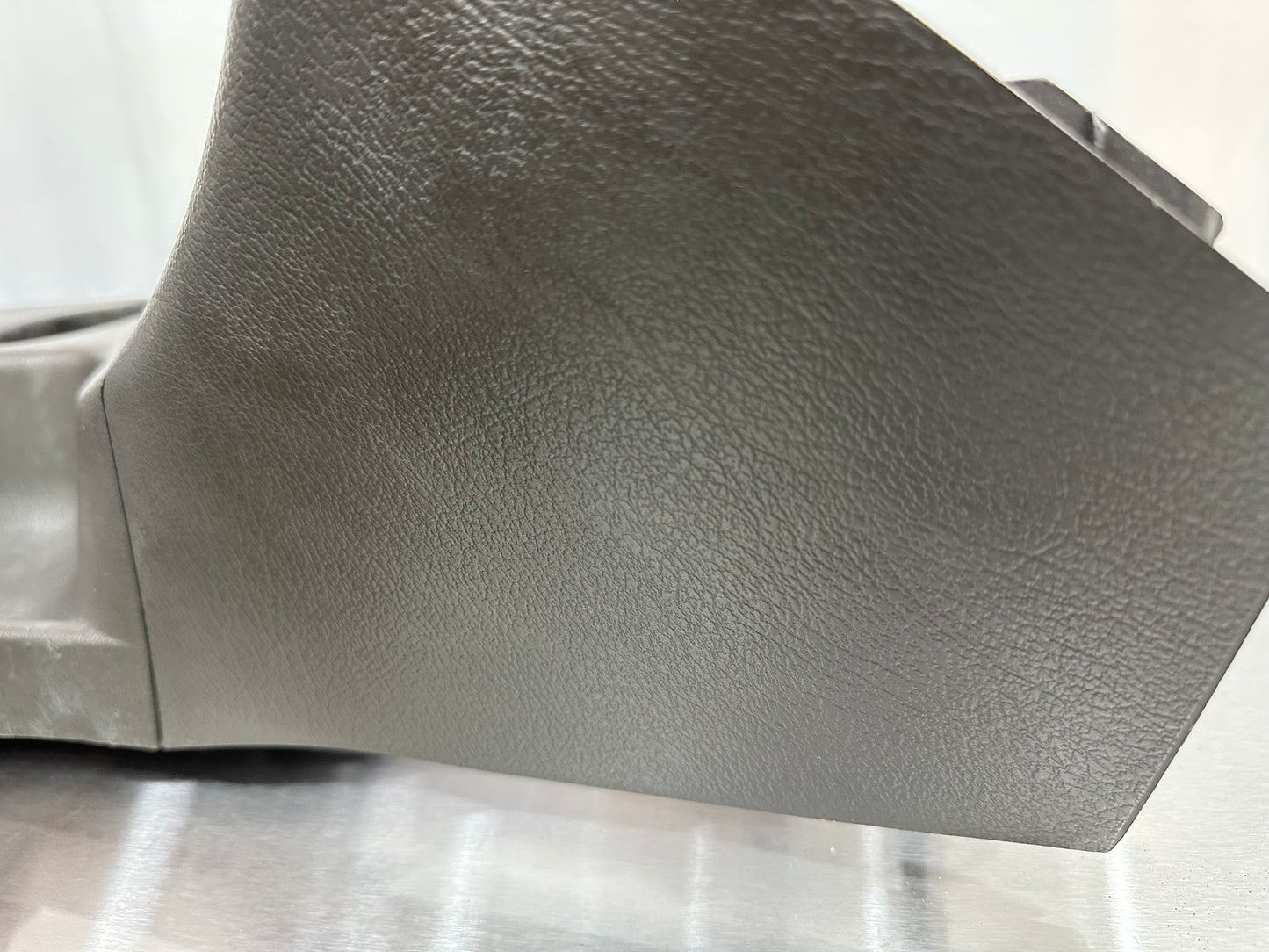 99-04 Ford Mustang Center Console Arm Rest W/ Storage W/ Emergency Brake Boot OEM 1R3X-63045A06, 1R3X-6304B90-AB, 1R3X-63061A78-CAV, 1R33-14B079-AD #01