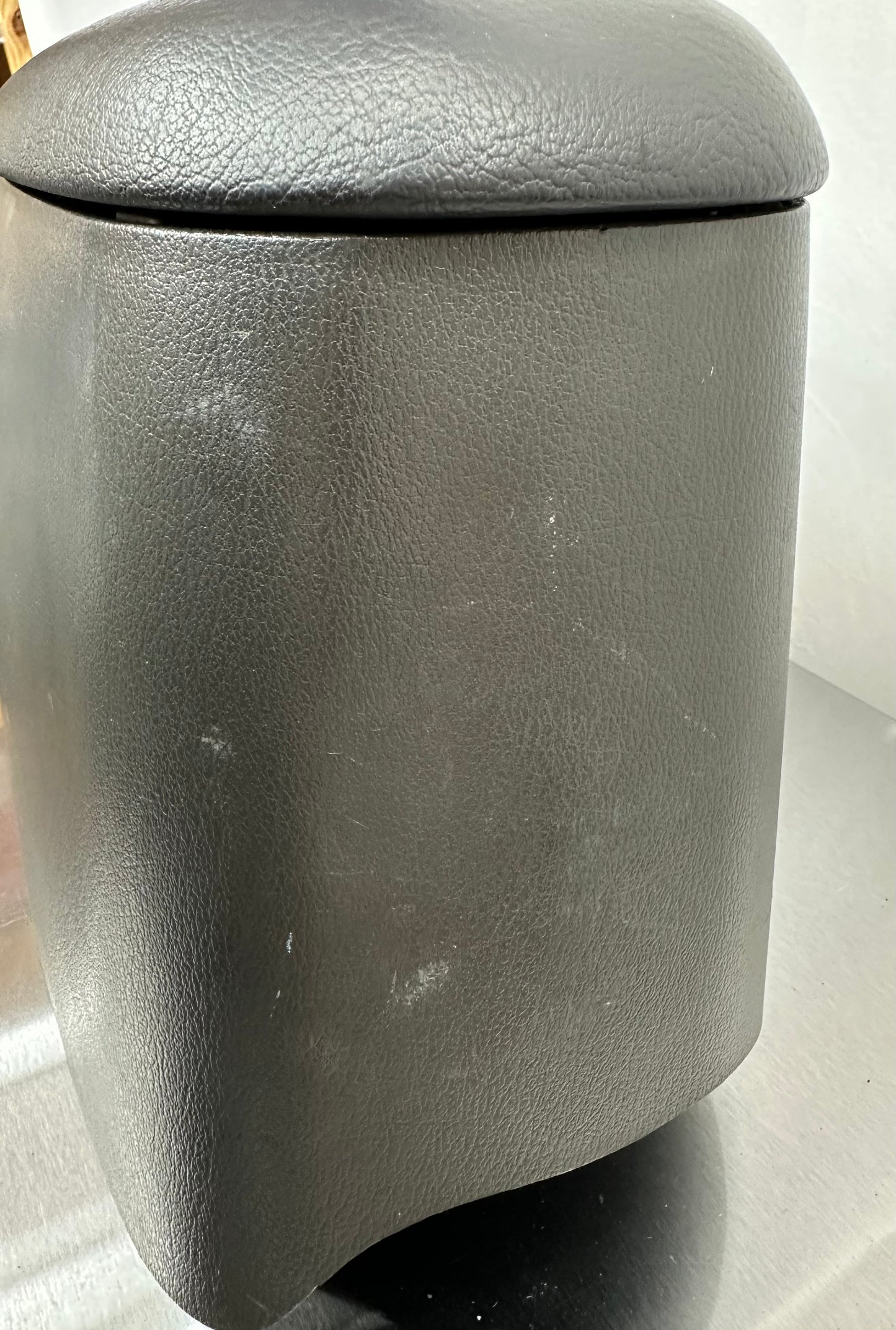 99-04 Ford Mustang Center Console Arm Rest W/ Storage W/ Emergency Brake Boot OEM 1R3X-63045A06, 1R3X-6304B90-AB, 1R3X-63061A78-CAV, 1R33-14B079-AD #01