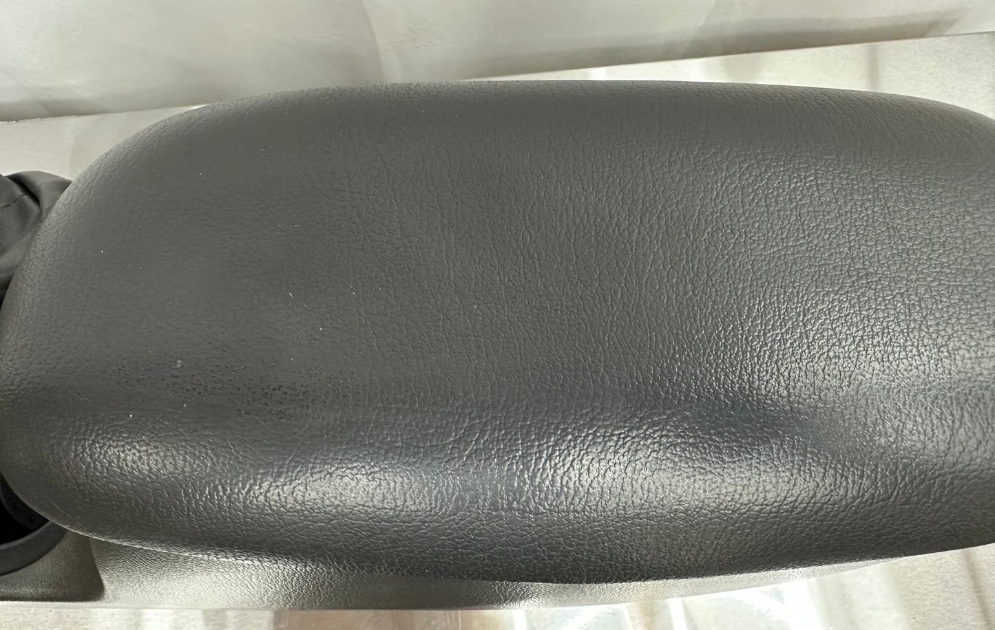 99-04 Ford Mustang Center Console Arm Rest W/ Storage W/ Emergency Brake Boot OEM 1R3X-63045A06, 1R3X-6304B90-AB, 1R3X-63061A78-CAV, 1R33-14B079-AD #01