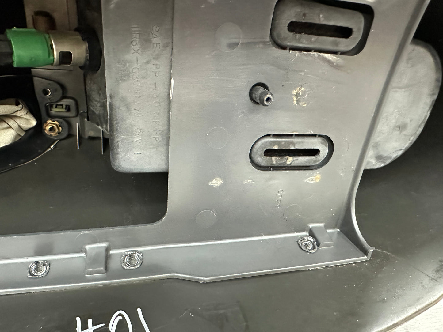 99-04 Ford Mustang Center Console Arm Rest W/ Storage W/ Emergency Brake Boot OEM 1R3X-63045A06, 1R3X-6304B90-AB, 1R3X-63061A78-CAV, 1R33-14B079-AD #01