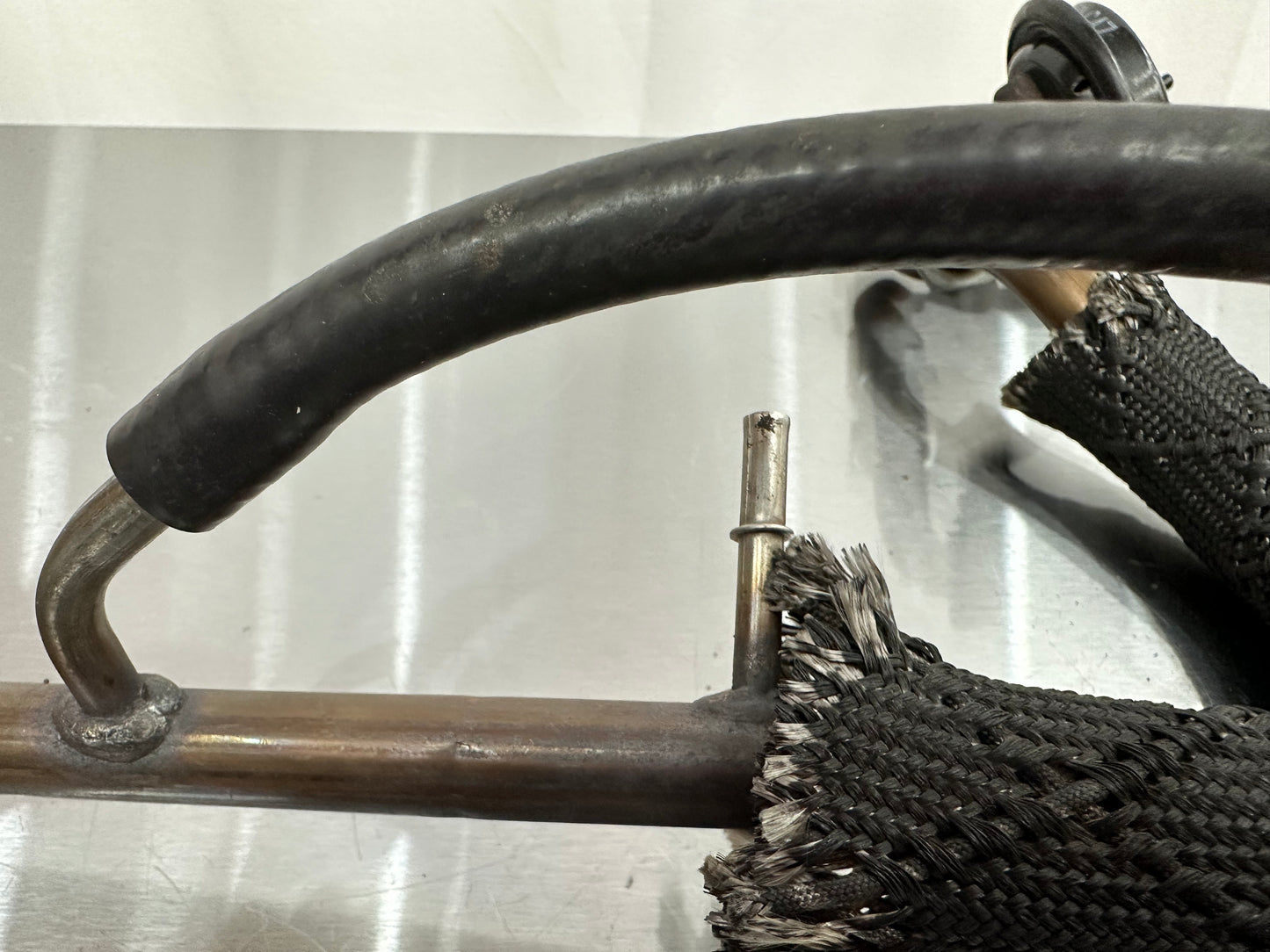 99-04 Ford Mustang EGR Valve W/ Lines OEM XL3E-9D475-D2A, XL3E-9D460-C2A #01