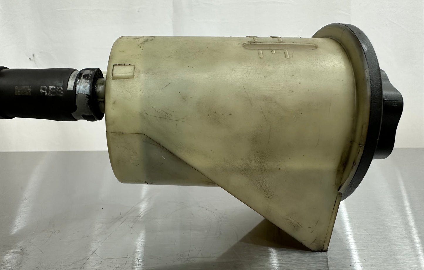 99-04 Ford Mustang Power Steering Fluid Reservoir OEM #01