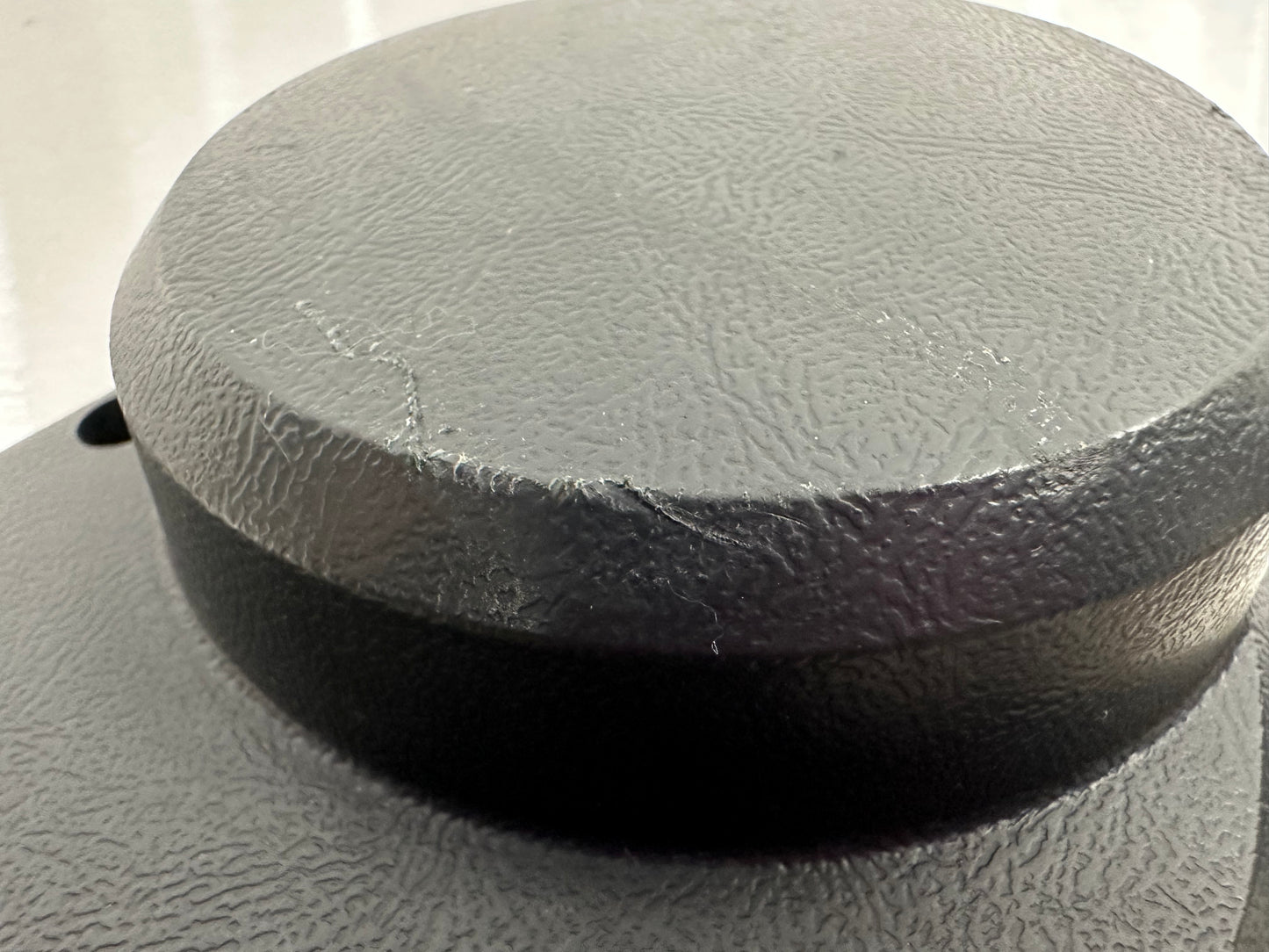 99-04 Ford Mustang Front LH Driver Side Seat Hinge Cover OEM F6ZB-76626A13-AAW #B