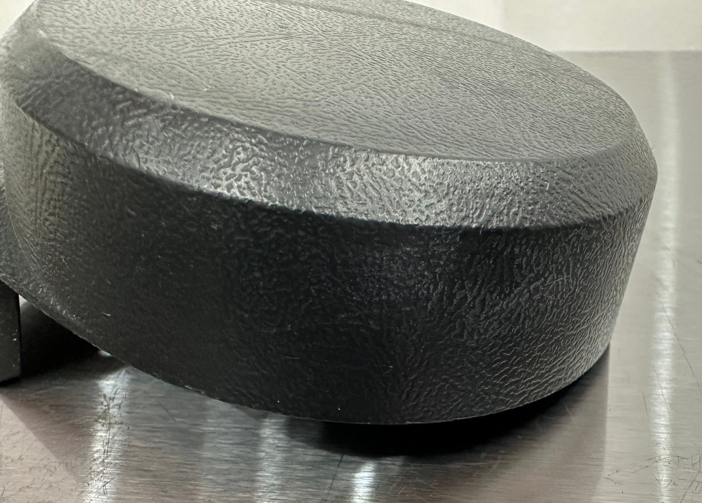 99-04 Ford Mustang Front LH Driver Side Seat Hinge Cover OEM F6ZB-76626A13-AAW #B