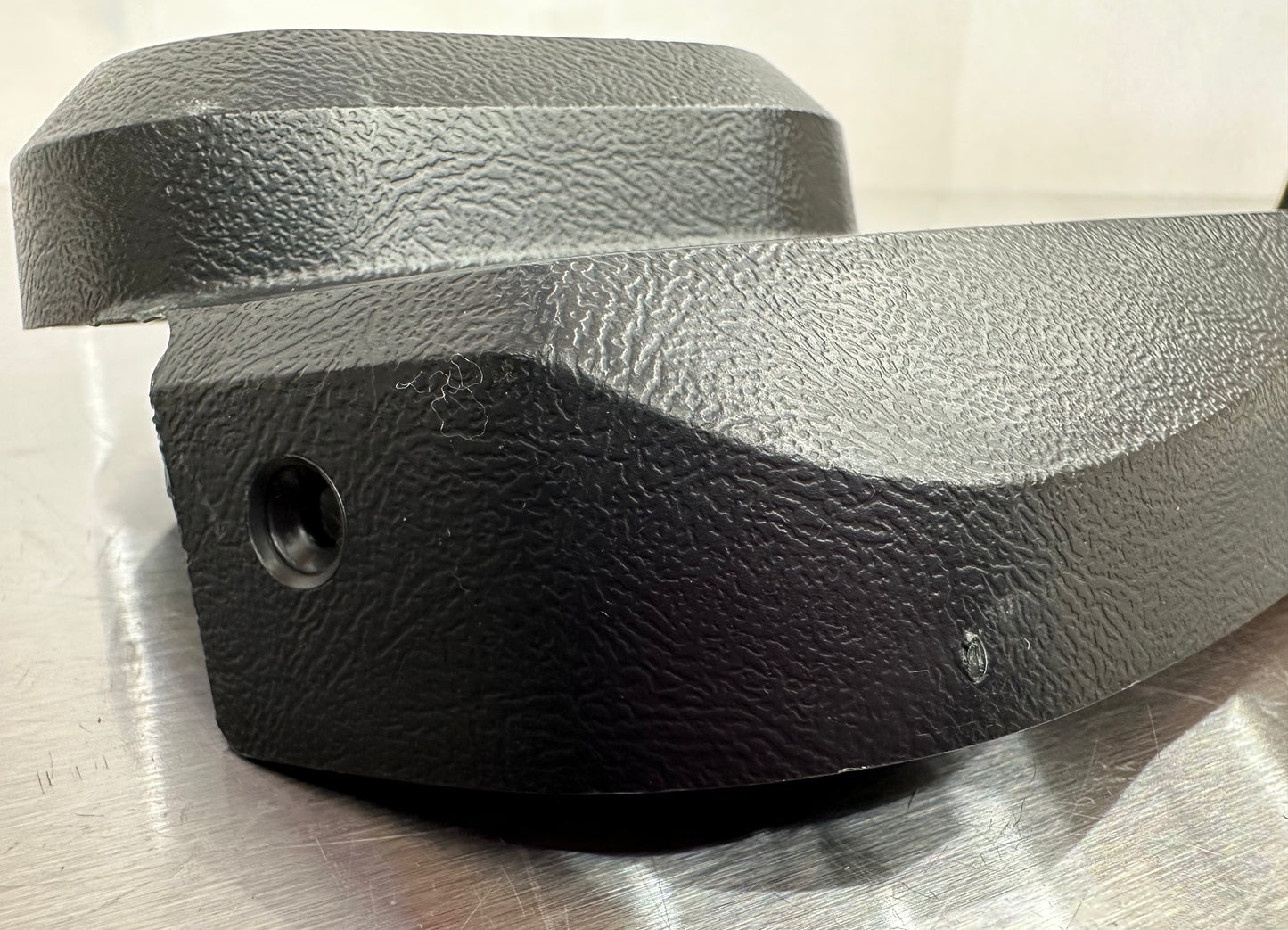 99-04 Ford Mustang Front RH Passenger Seat Hinge Cover OEM F6ZB-76626A12-AAW #B